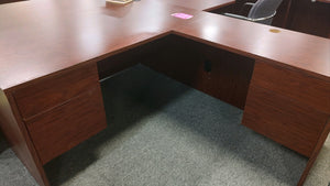 R9841 30"x 60" Mahogany L-Shaped Used Desk $349.98 - 1 Only!