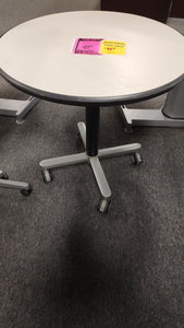 R7110 30" Round White Used Table w/Casters $44.98 - 1 Only!